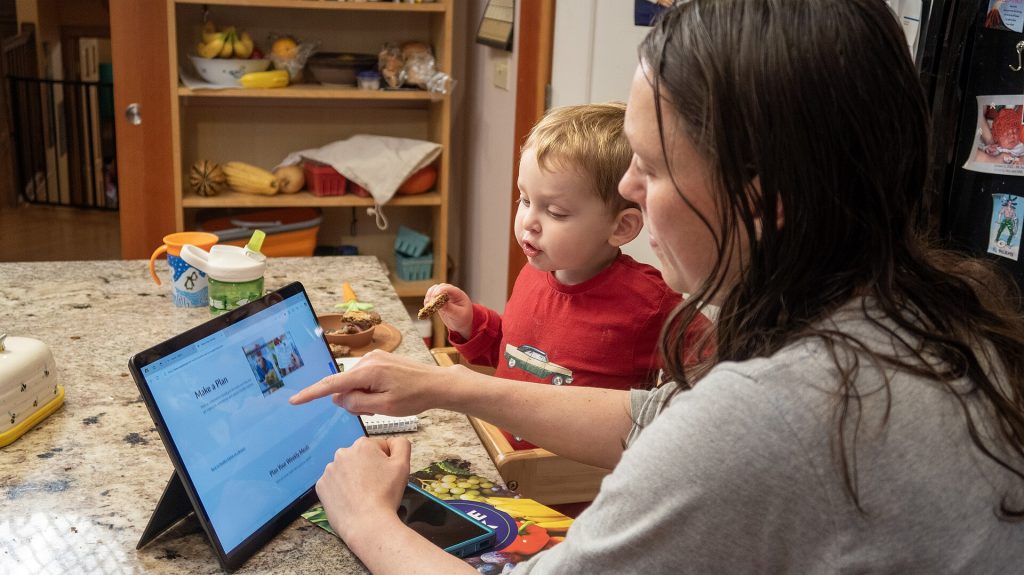 childhood, Uploaded: The Push To Protect Children Online WIC, Seattle, Washington (20241113-USDA-FNS-UNK-0003)